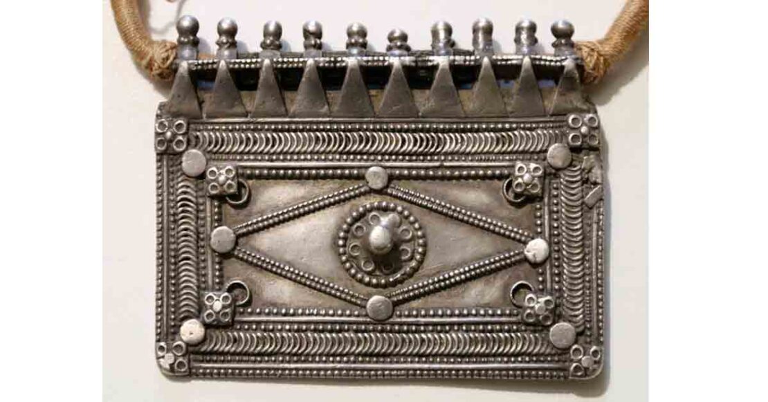 Sell Old Silver Jewelry